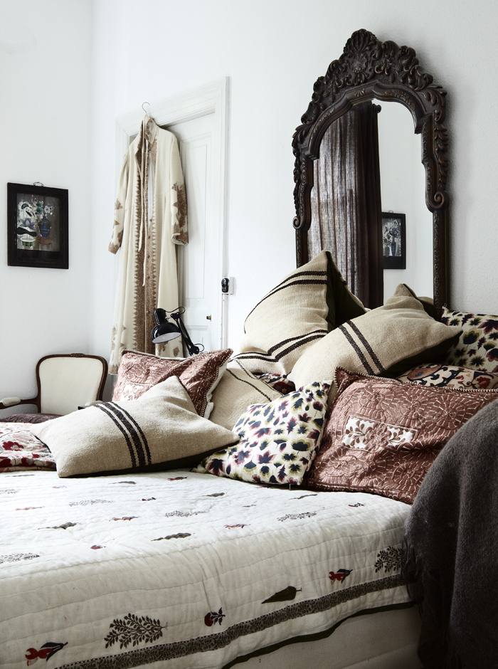 DESIGNER MICHALA WEISNECK