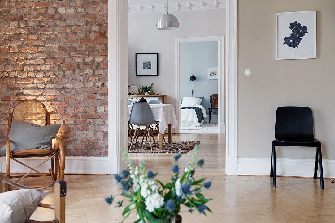 AM7