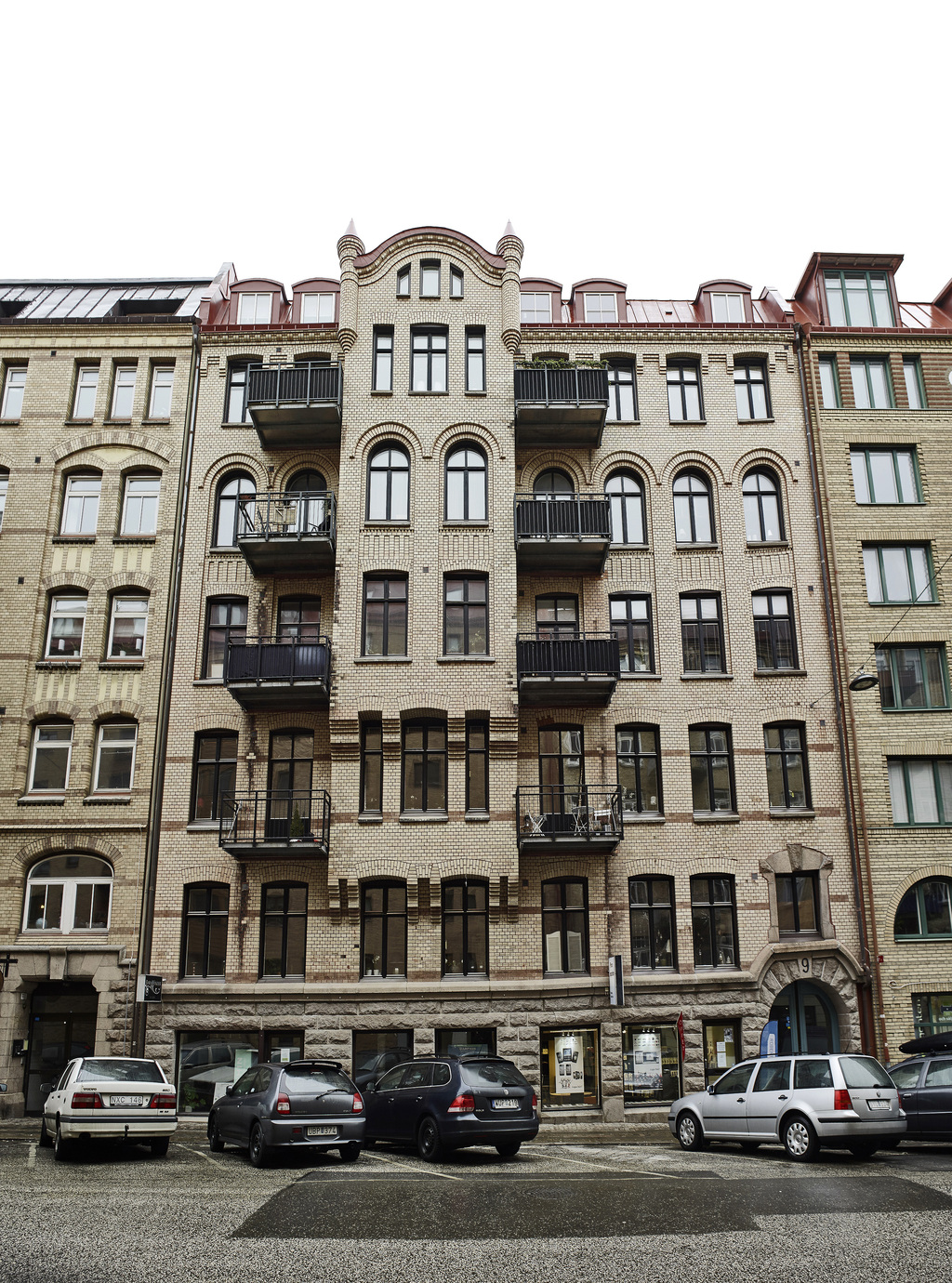 EC27