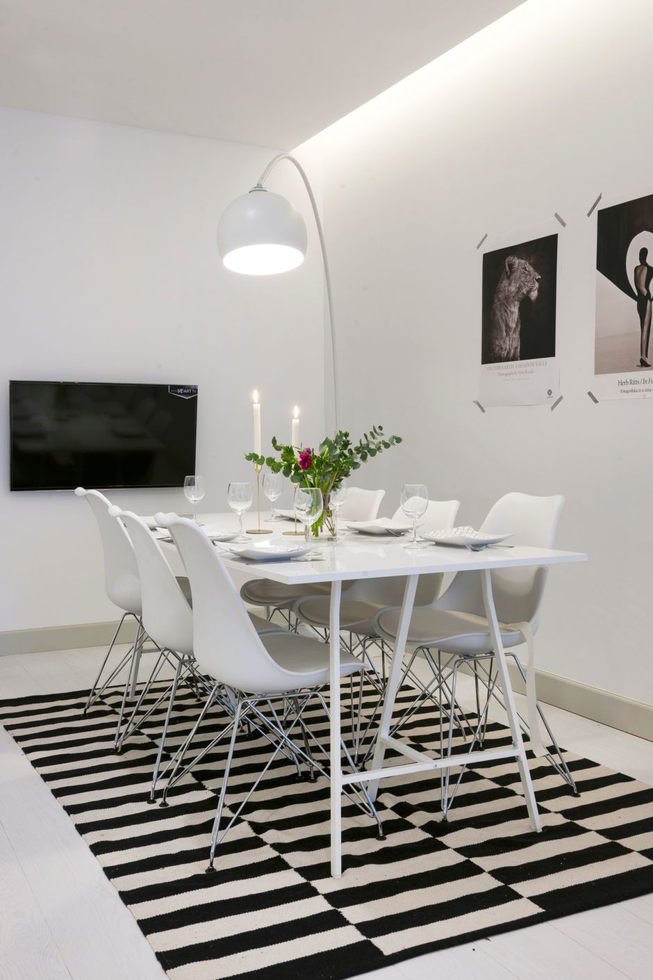 Chaise DSR de Charles & Ray Eames dans superestudio.fr Chaise DSR de Charles & Ray Eames dans superestudio.fr