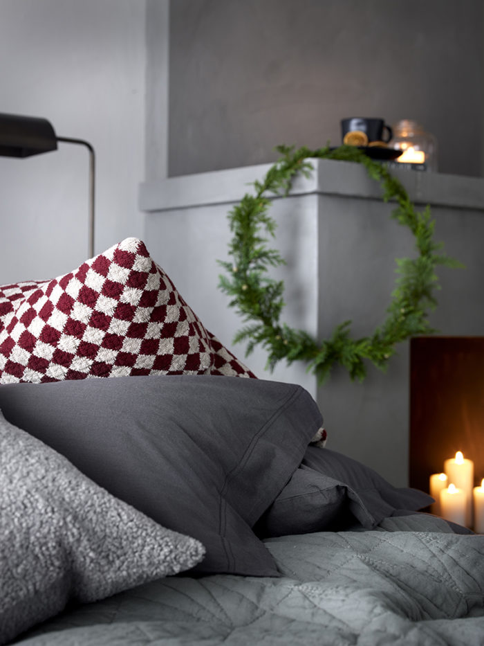 Photo: cosy winter hemkampanj Launch: 2017-43 AD: lena Photo planning: 2017-08-28 - 2017-09-01 Search term: Image name: AEBD Image content: 1029044-04 Påslakanset Juliette 1054536-04 Överkast Juliett 260 1026597-01 Kuddfodral 1019926 Korg Alm 1025945-01 Kuddfodral 1026996-02 Kuddfodral Photo: cosy winter hemkampanj Launch: 2017-43 AD: lena Photo planning: 2017-08-28 - 2017-09-01 Search term: Image name: AEBD Image content: 1029044-04 Påslakanset Juliette 1054536-04 Överkast Juliett 260 1026597-01 Kuddfodral 1019926 Korg Alm 1025945-01 Kuddfodral 1026996-02 Kuddfodral