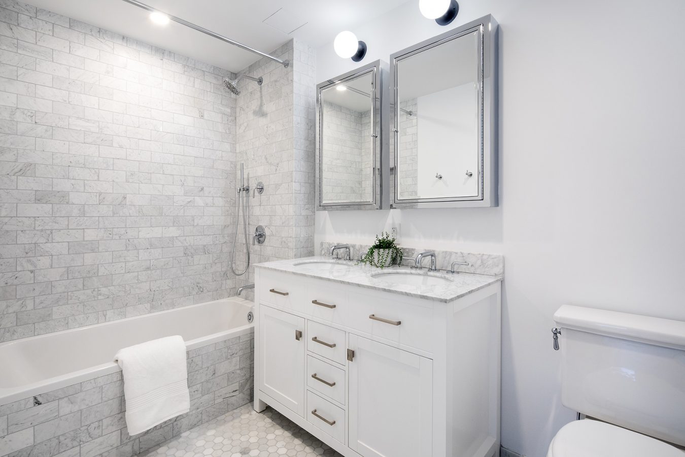 salle de bain blanche