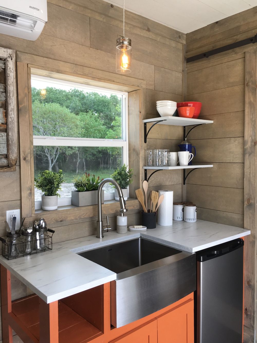 mini maison container