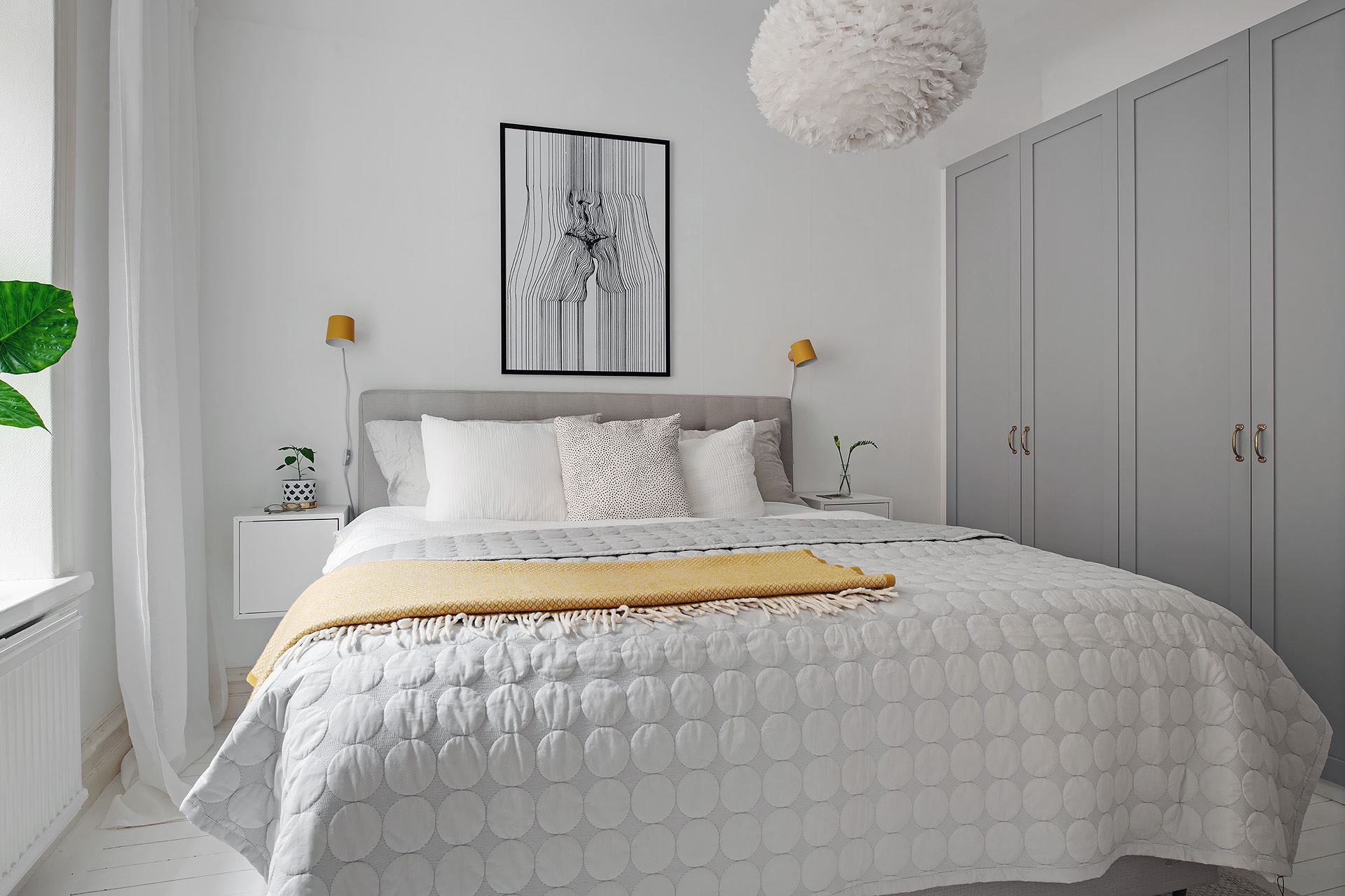 appartement ancien rénové briques et moulures
