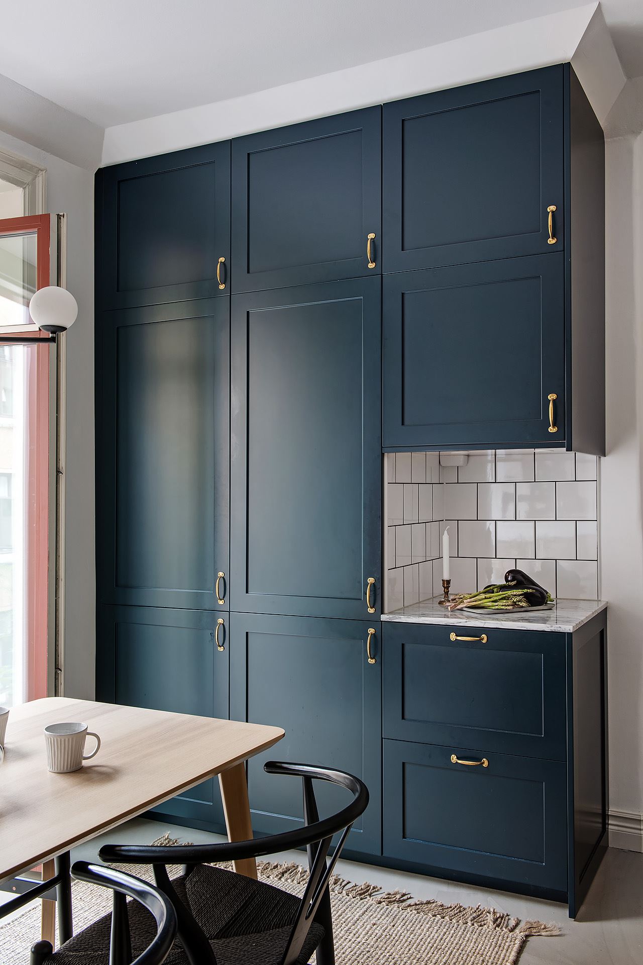 appartement ancien rénové briques et moulures