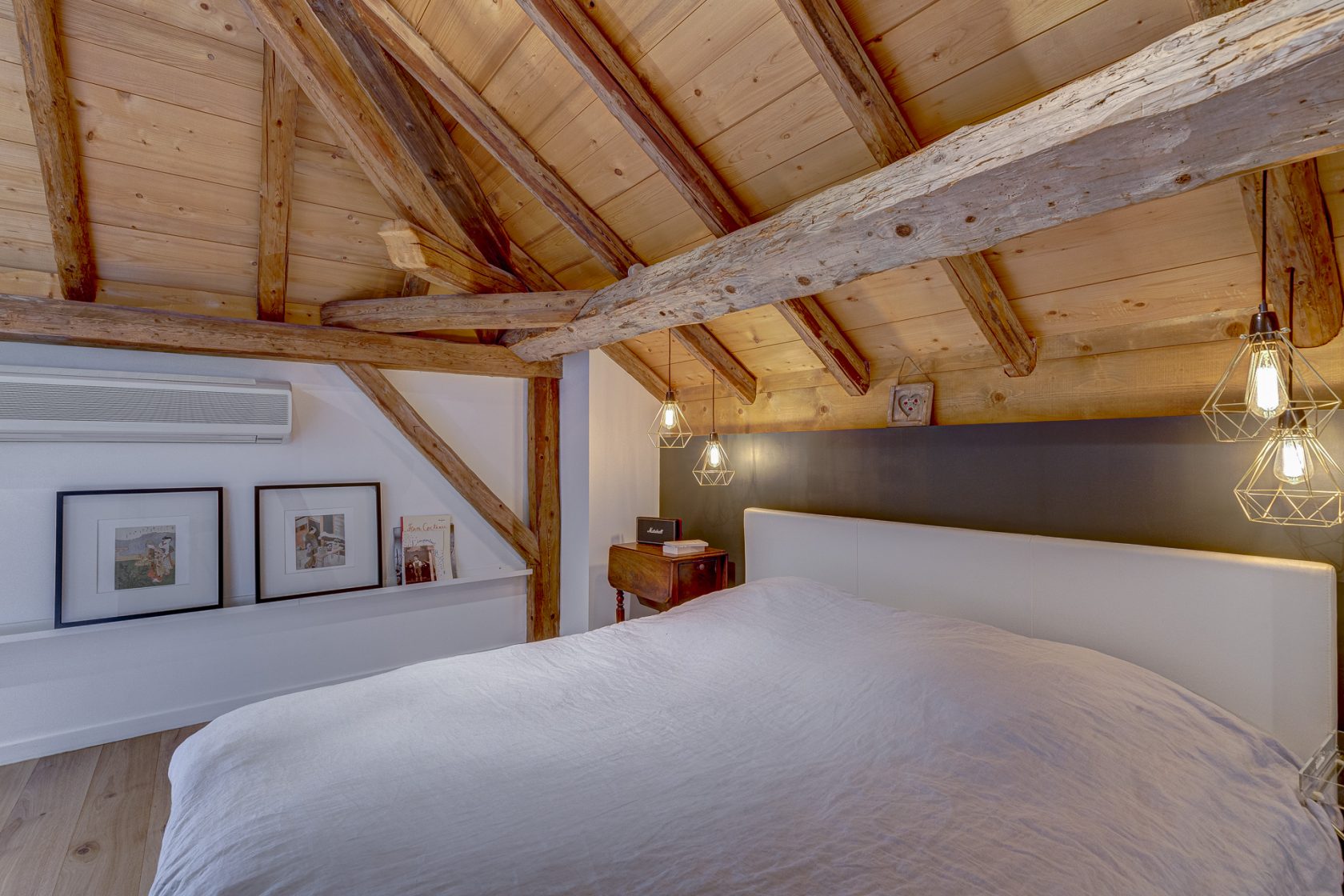 chambre avec poutres