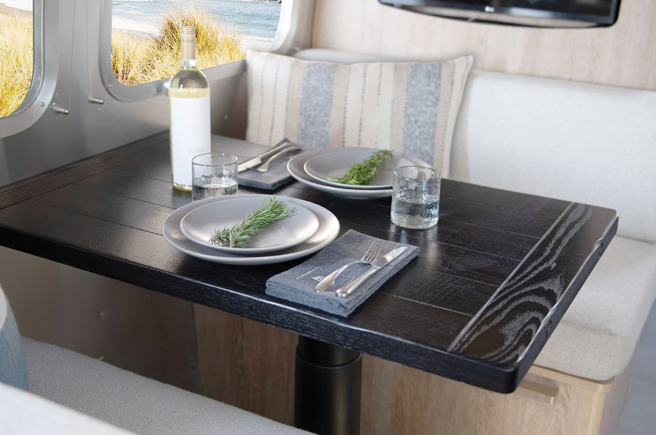 table espace repas caravane 