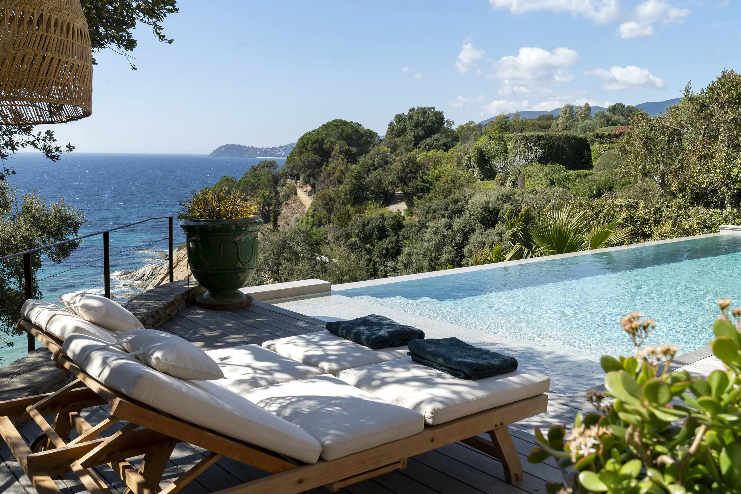 maison avec piscine vue mer