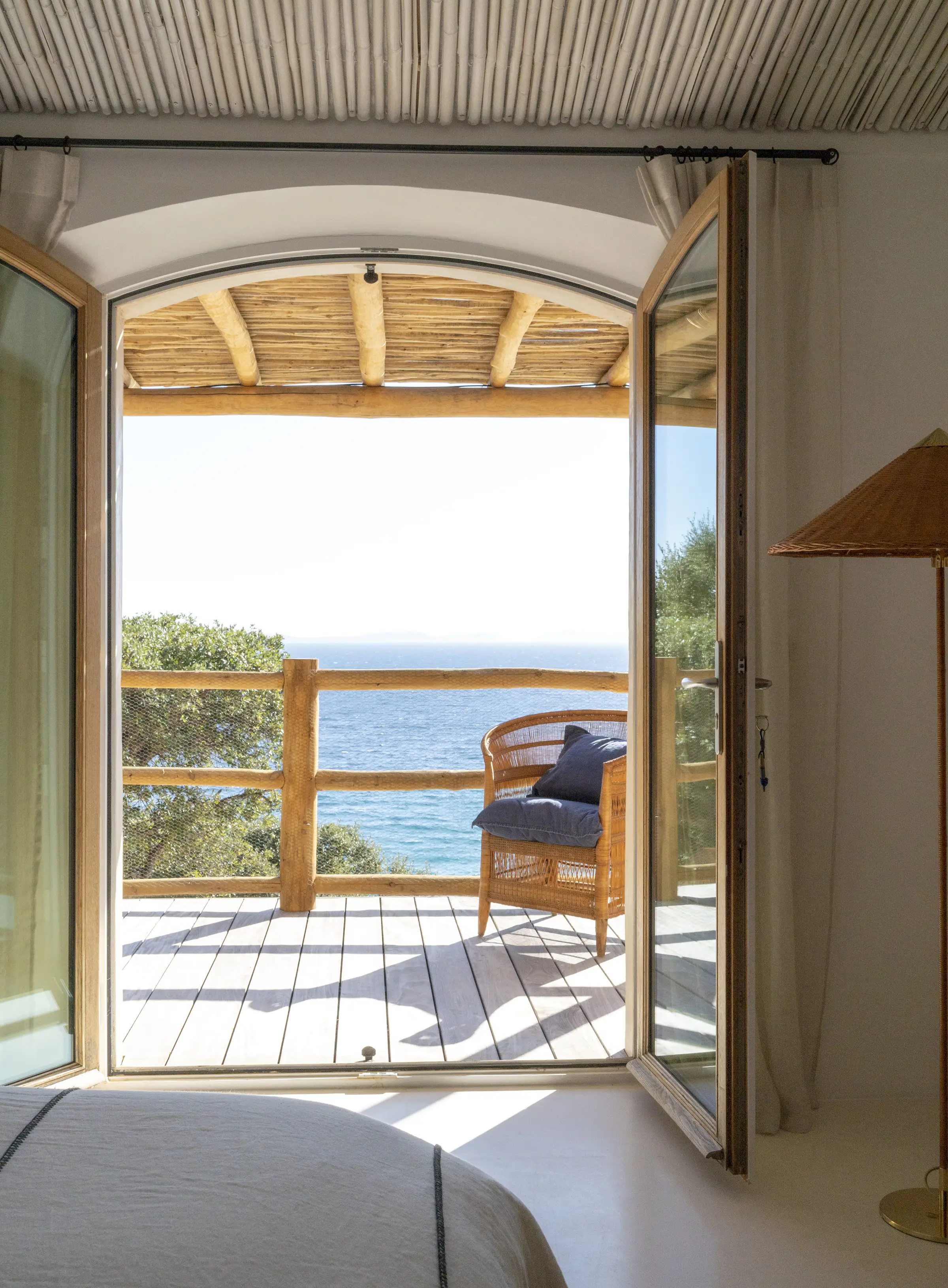 chambre avec balcon vue mer