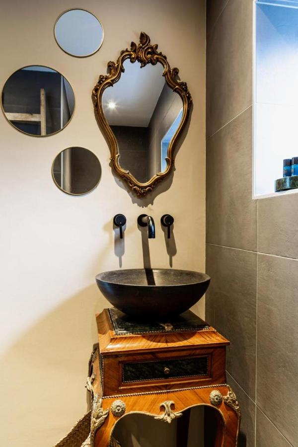 salle de bain style baroque