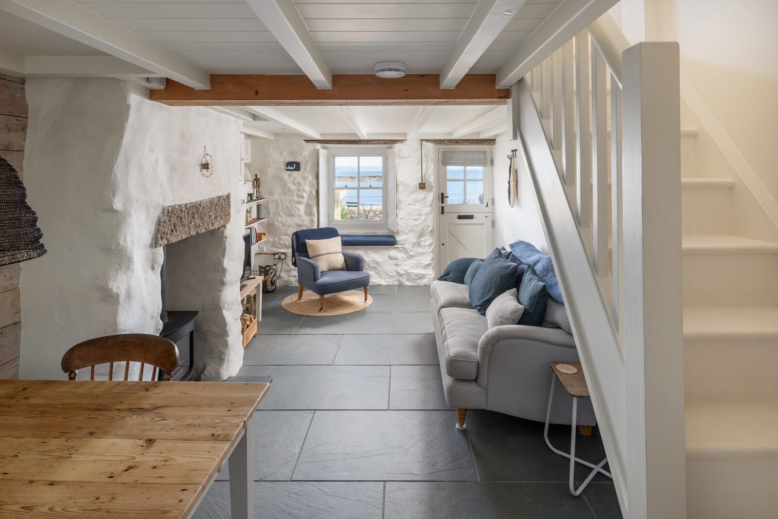 salon petite maison de 60m2