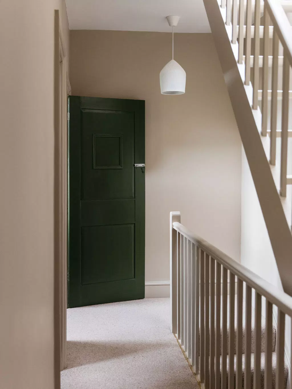 escalier décoration beige