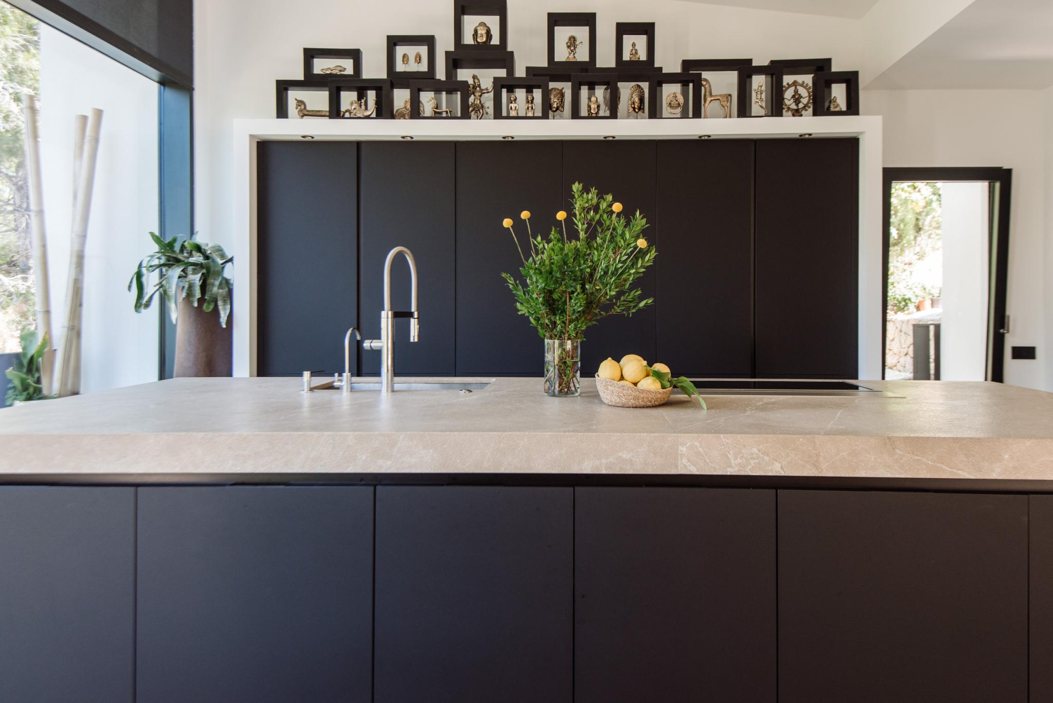 cuisine noire design