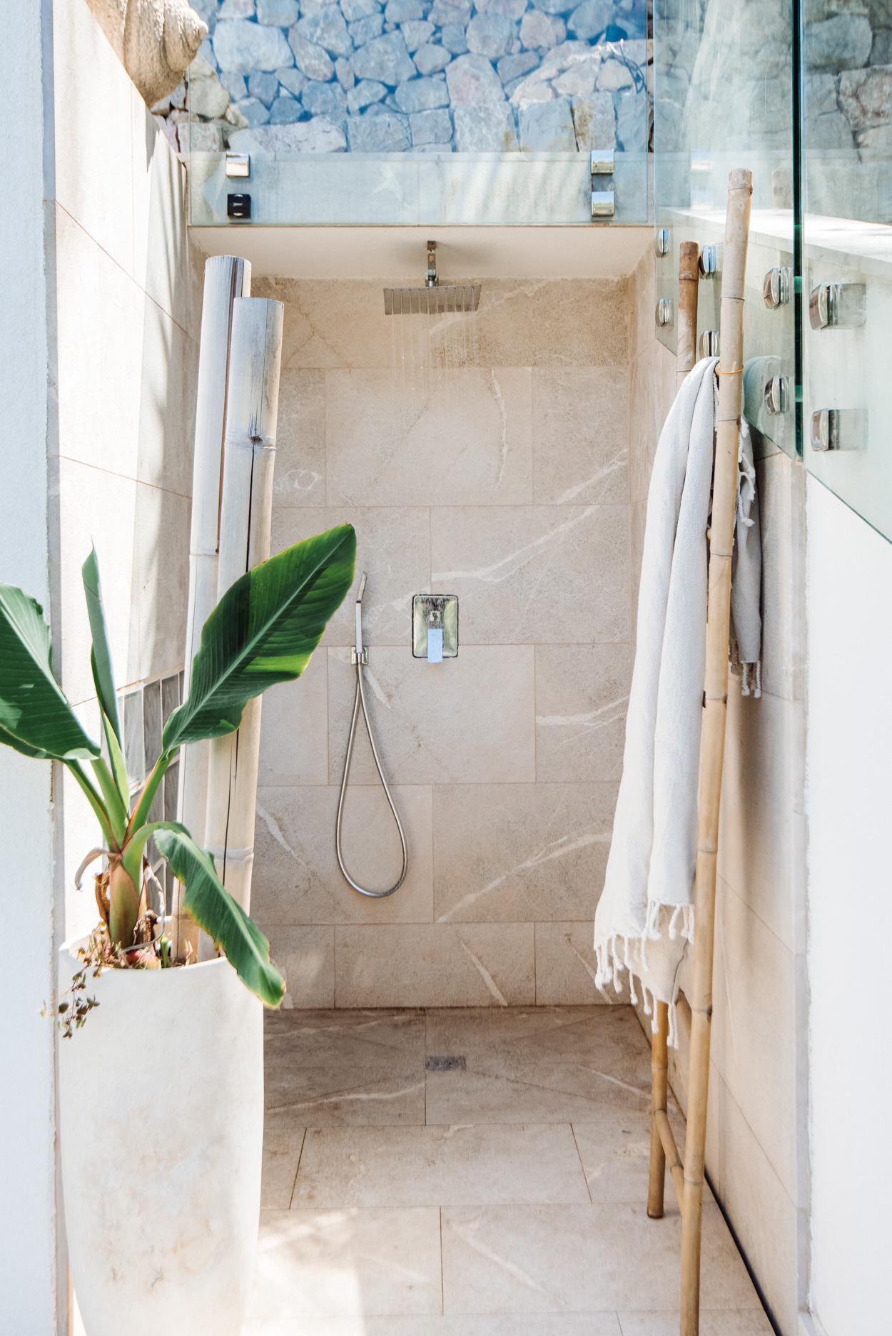 douche extérieure