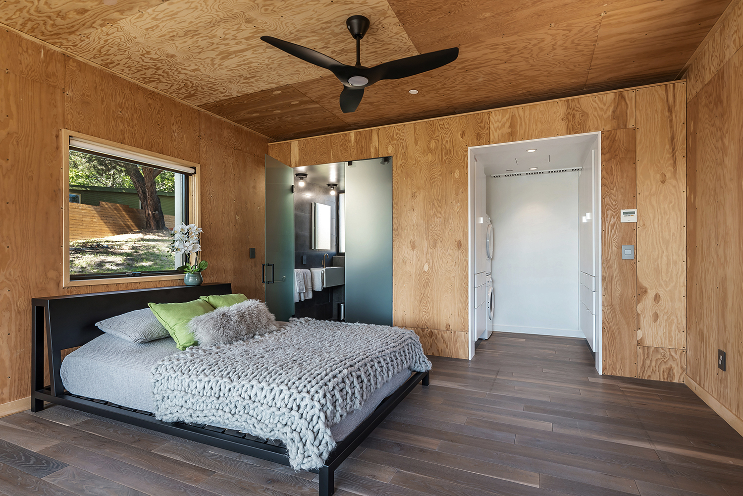 chambre et salle de bain