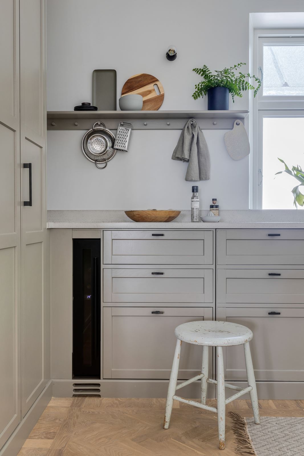 cuisine équipée grise déco design et scandinave