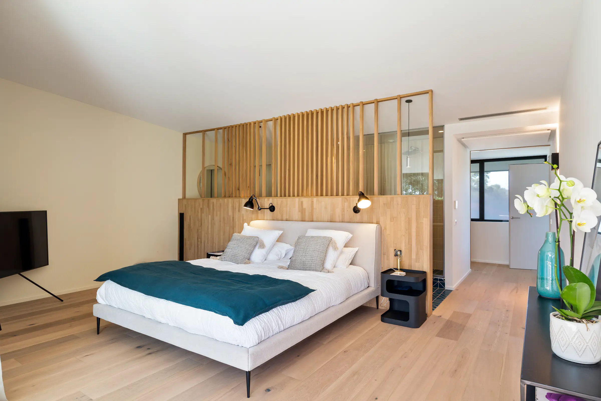 chambre avec salle de bain déco design