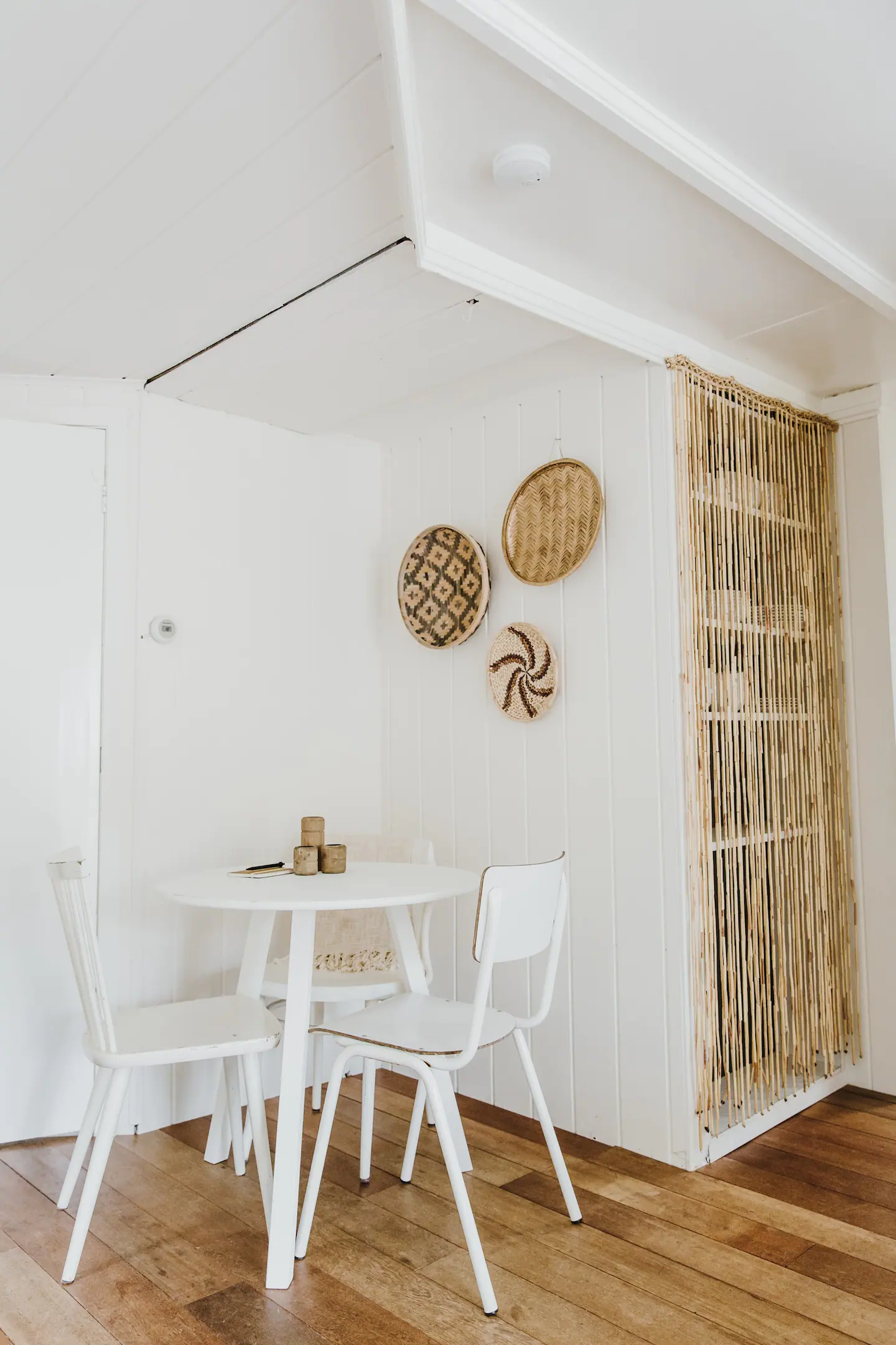 salle à manger déco bohème inspirée par Ibiza