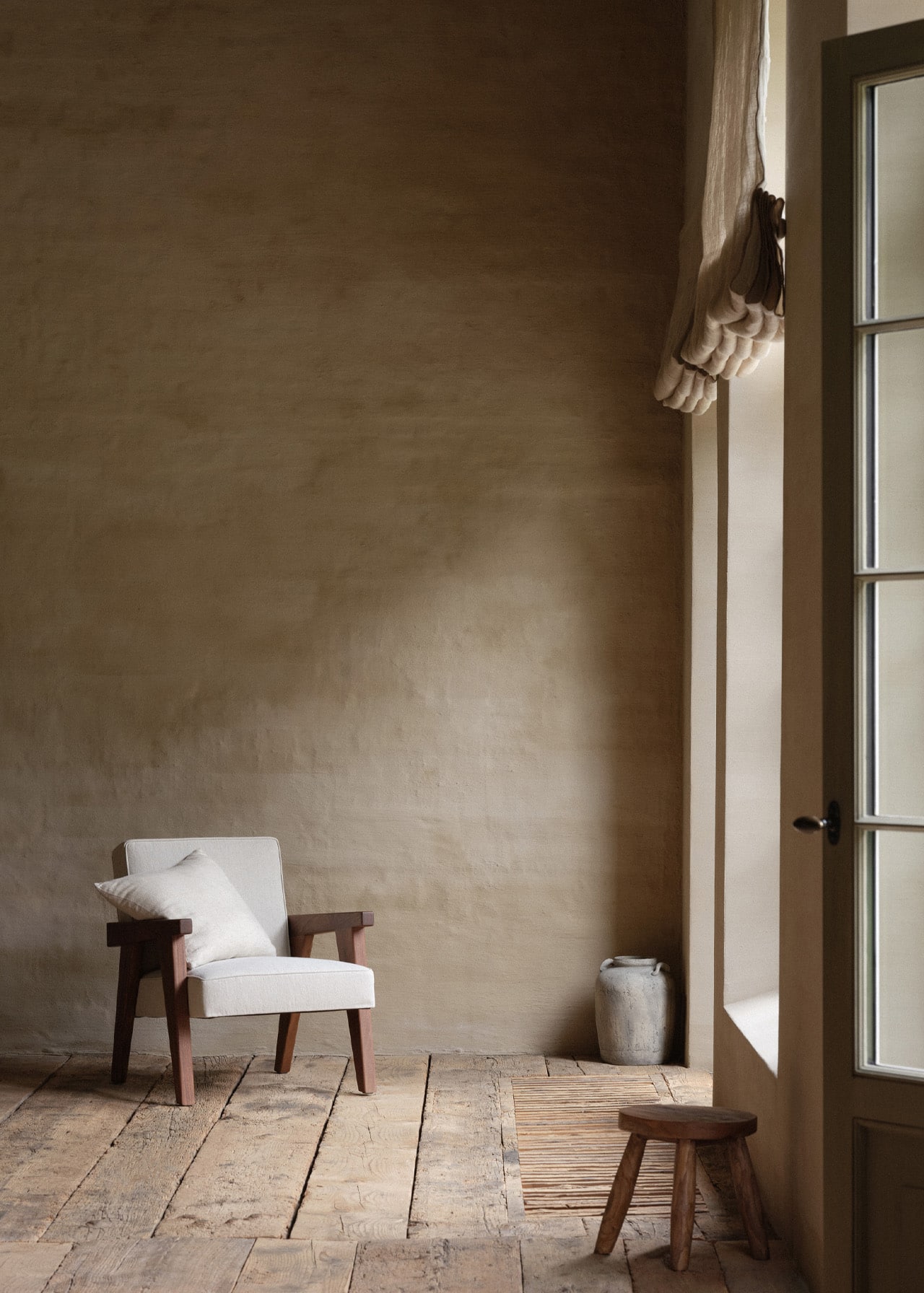 salon avec fauteuil