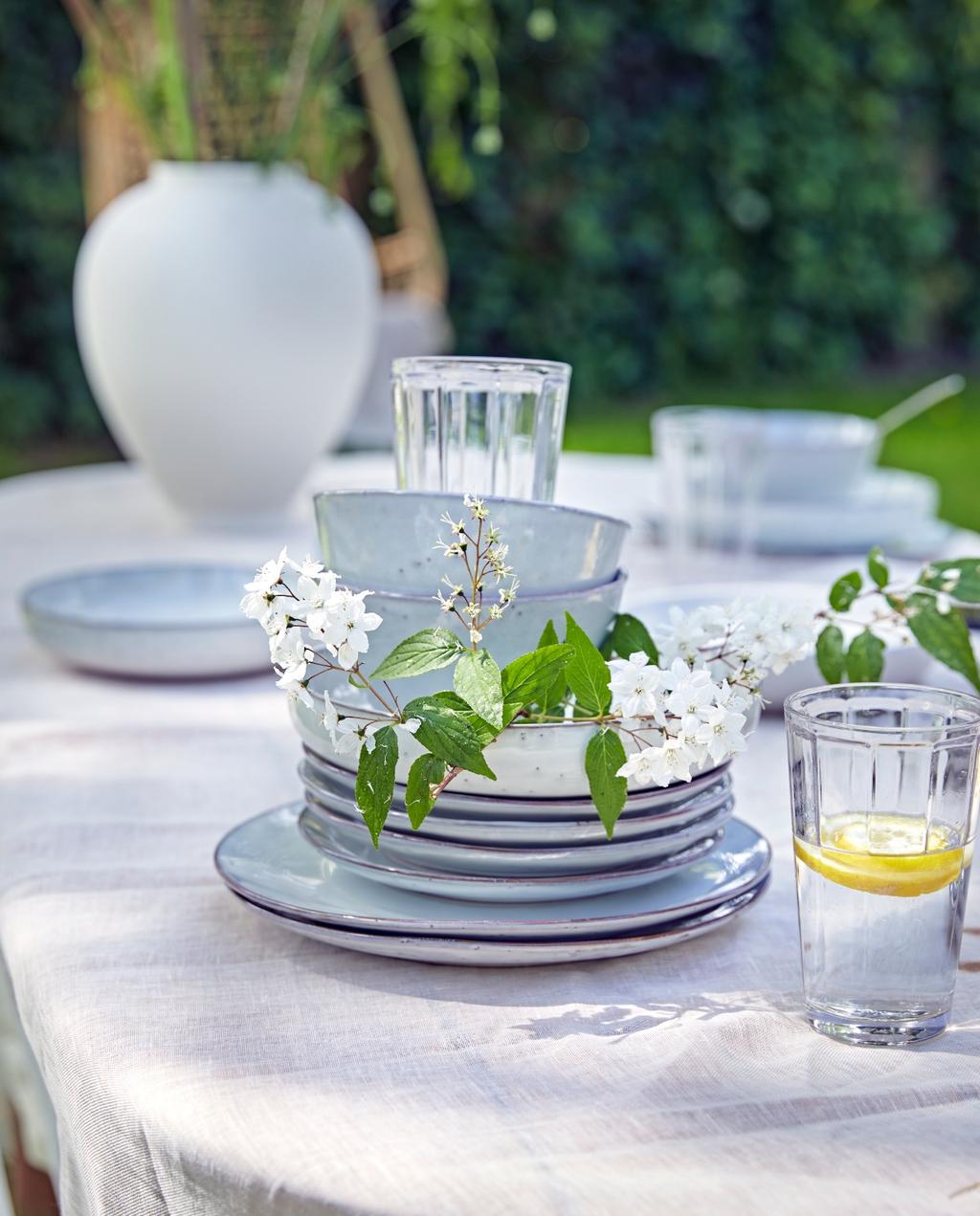 table de jardin table de jardin
