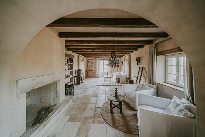 salon maison en pierres Stanzia Vinella