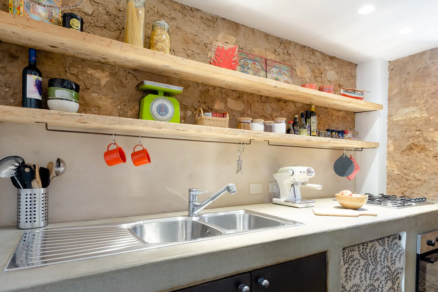 cuisine maison loft ancienne en pierres cuisine maison loft ancienne en pierres