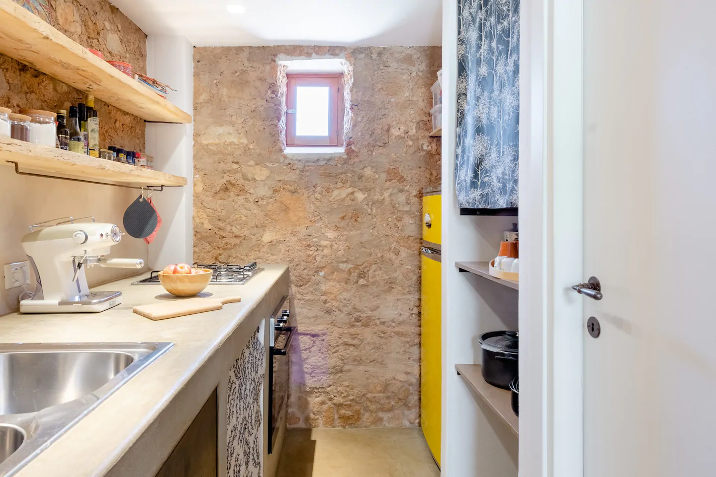 cuisine maison loft ancienne en pierres cuisine maison loft ancienne en pierres