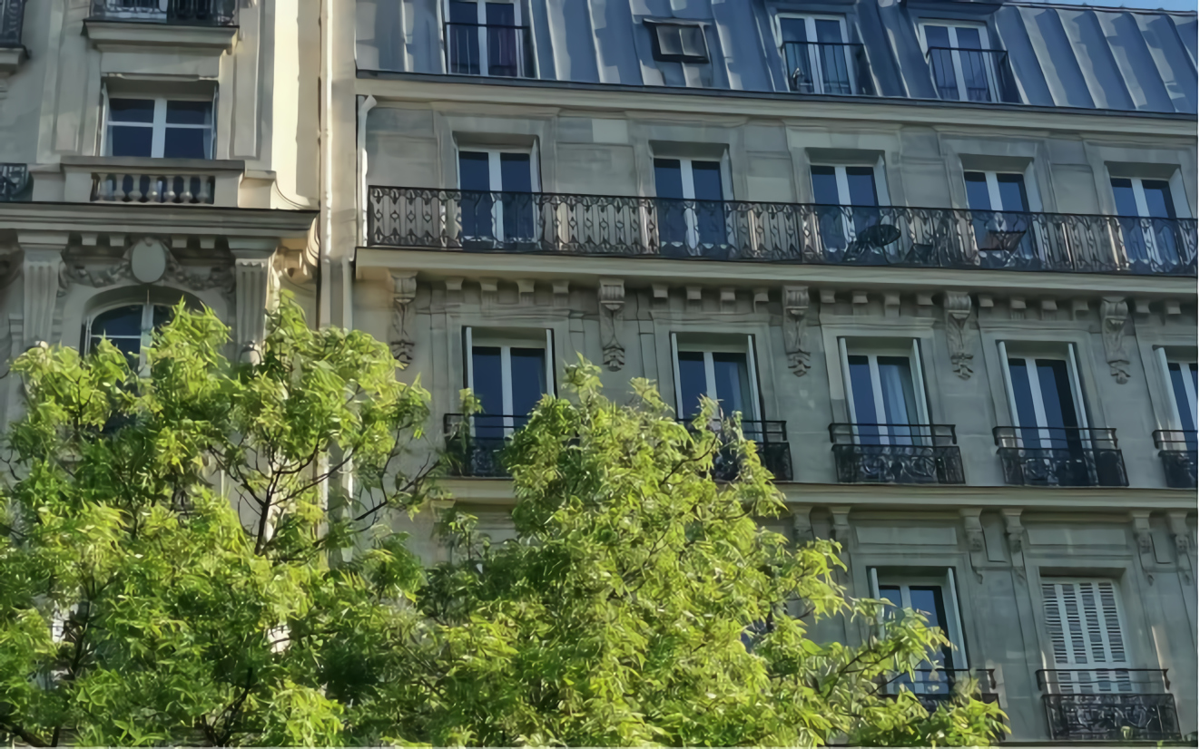 façade immeuble haussmannien Paris façade immeuble haussmannien Paris