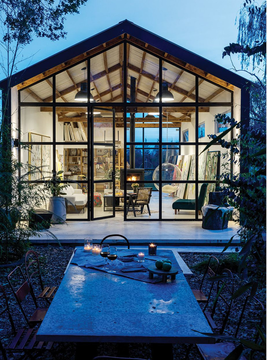 façade mini maison vitrée vue nuit façade mini maison vitrée vue nuit