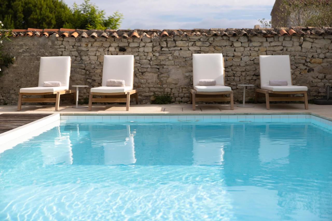 jardin avec piscine Maison Clarisse Ile de Ré jardin avec piscine Maison Clarisse Ile de Ré