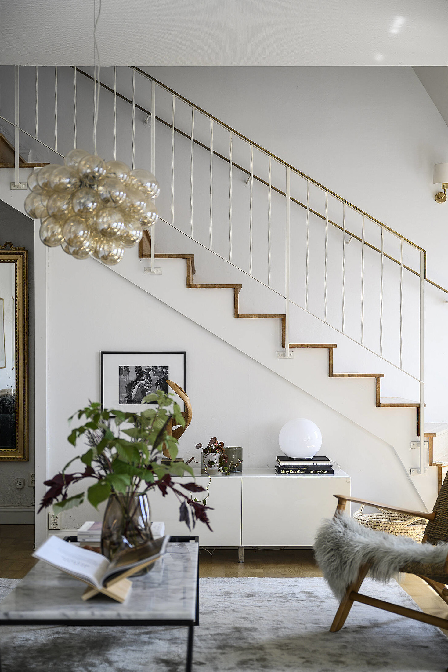 salon appartement contemporain en duplex
