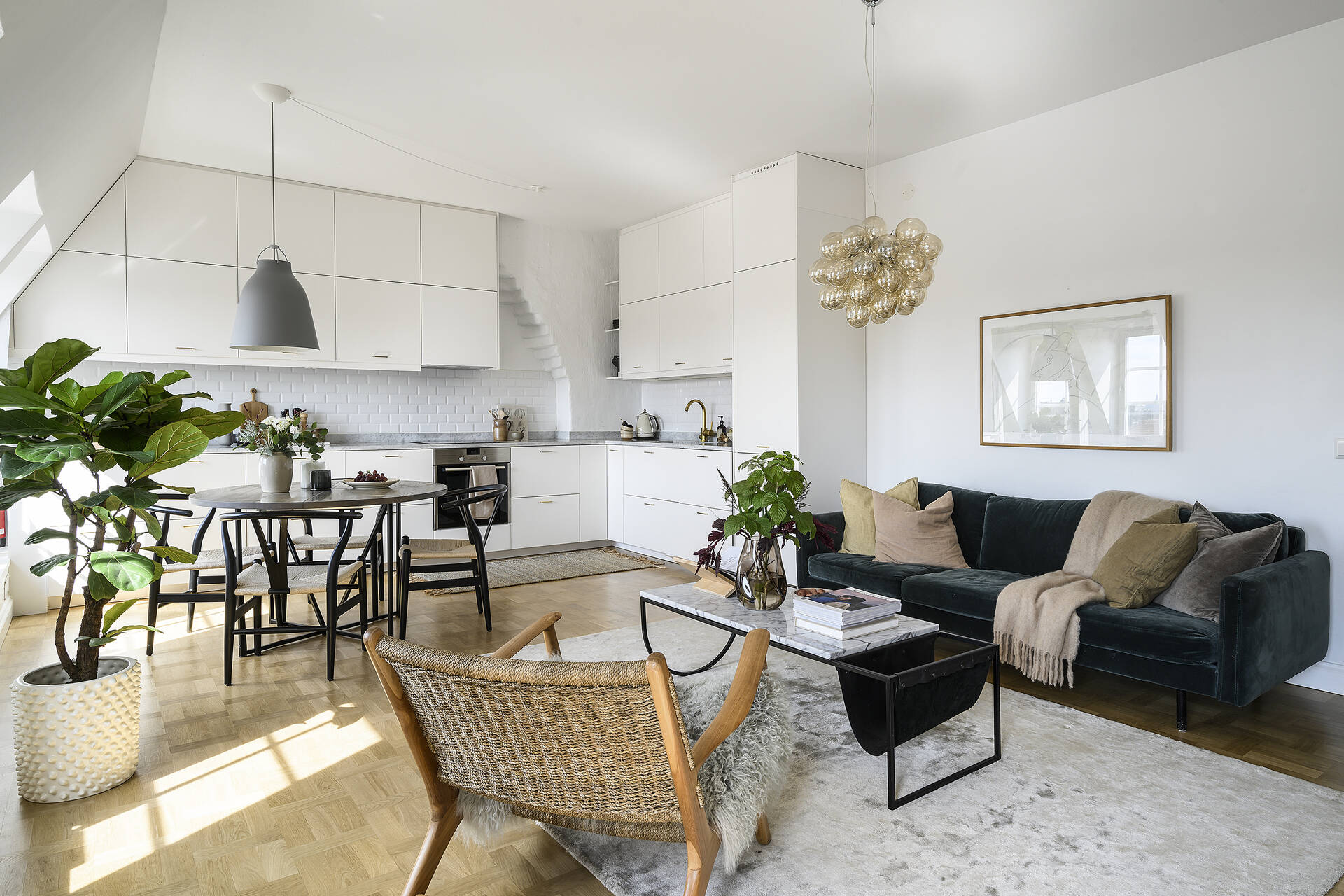 salon appartement contemporain en duplex