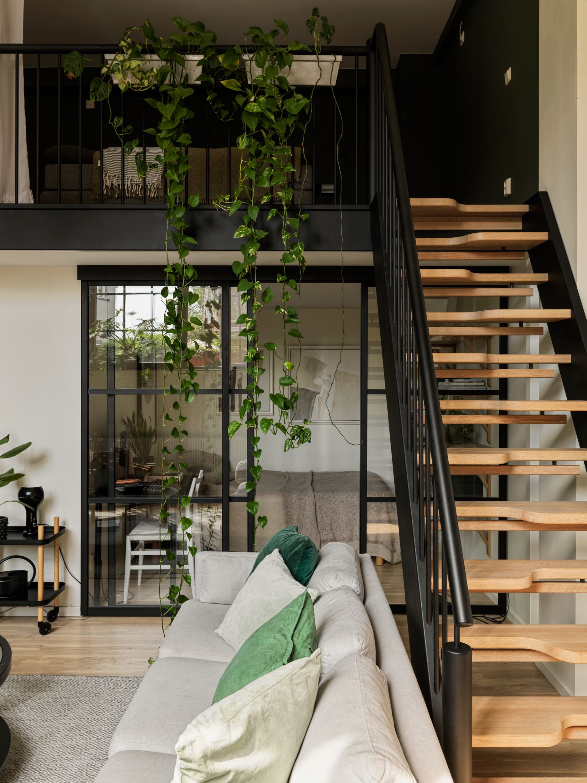 salon avec verrière mini loft en duplex salon avec verrière mini loft en duplex