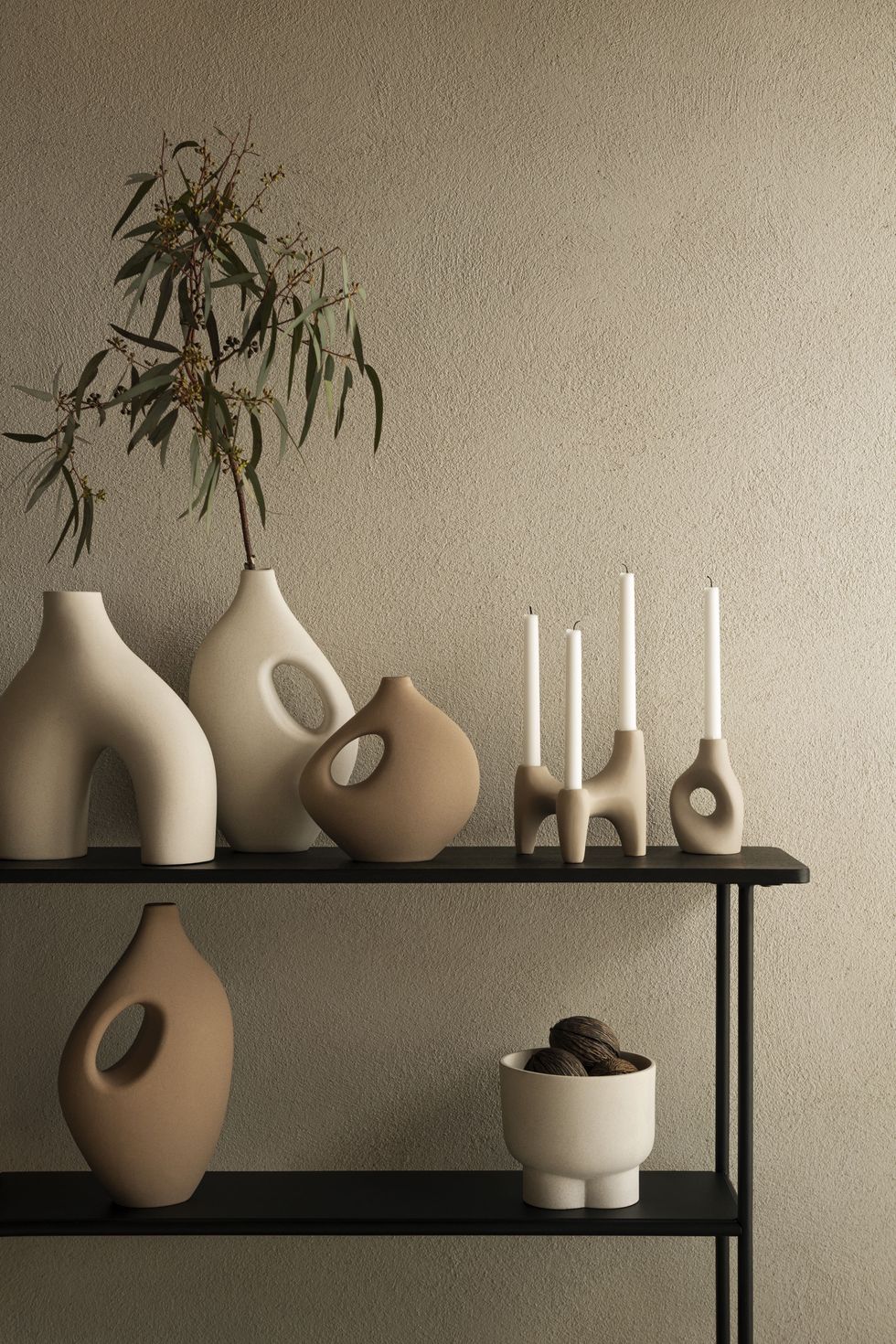 vases céramiques sur console vases céramiques sur console