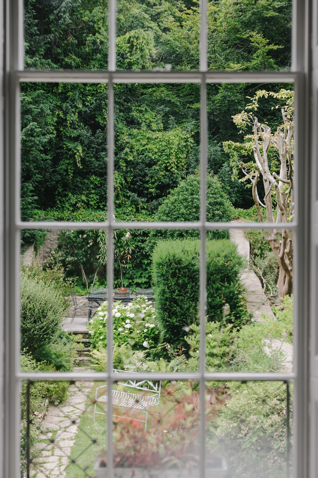 vue sur jardin arrière maison de ville accolée vue sur jardin arrière maison de ville accolée