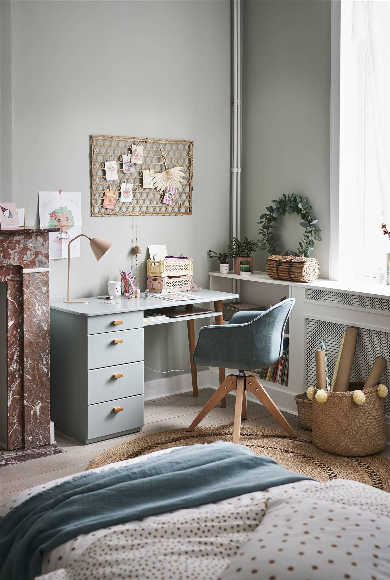 bureau enfant dans chambre grise bureau enfant dans chambre grise