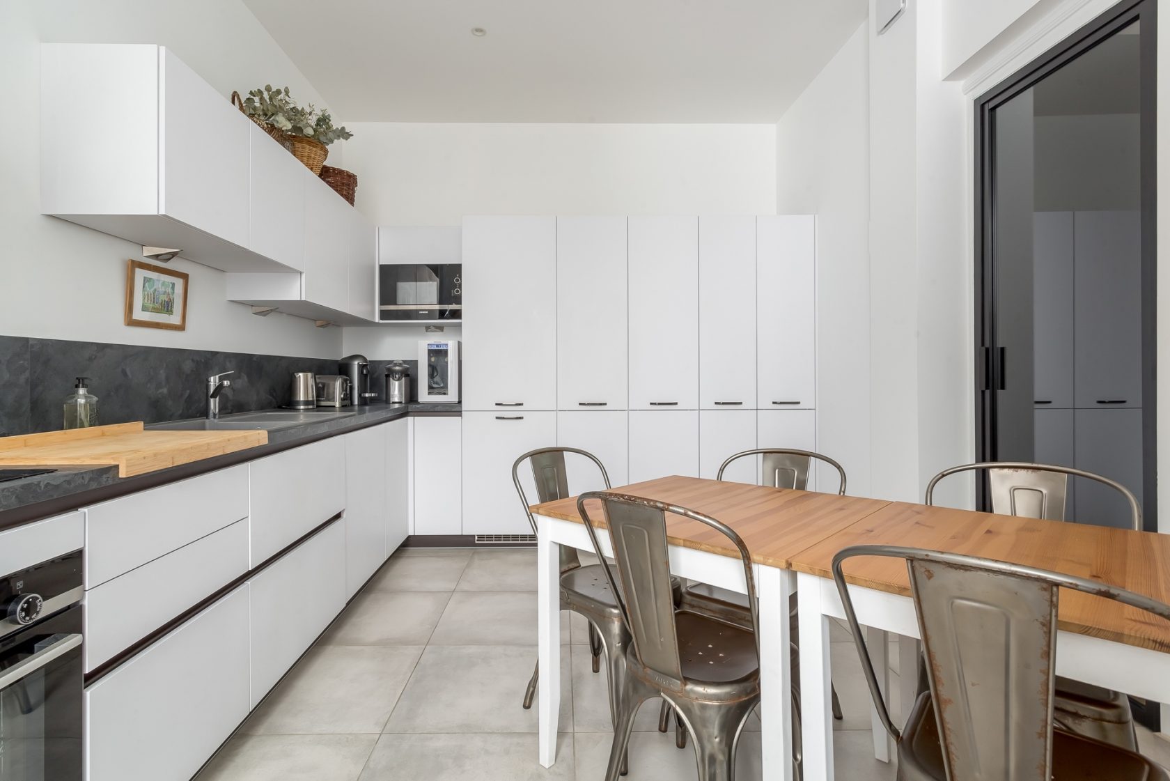 cuisine design blanche