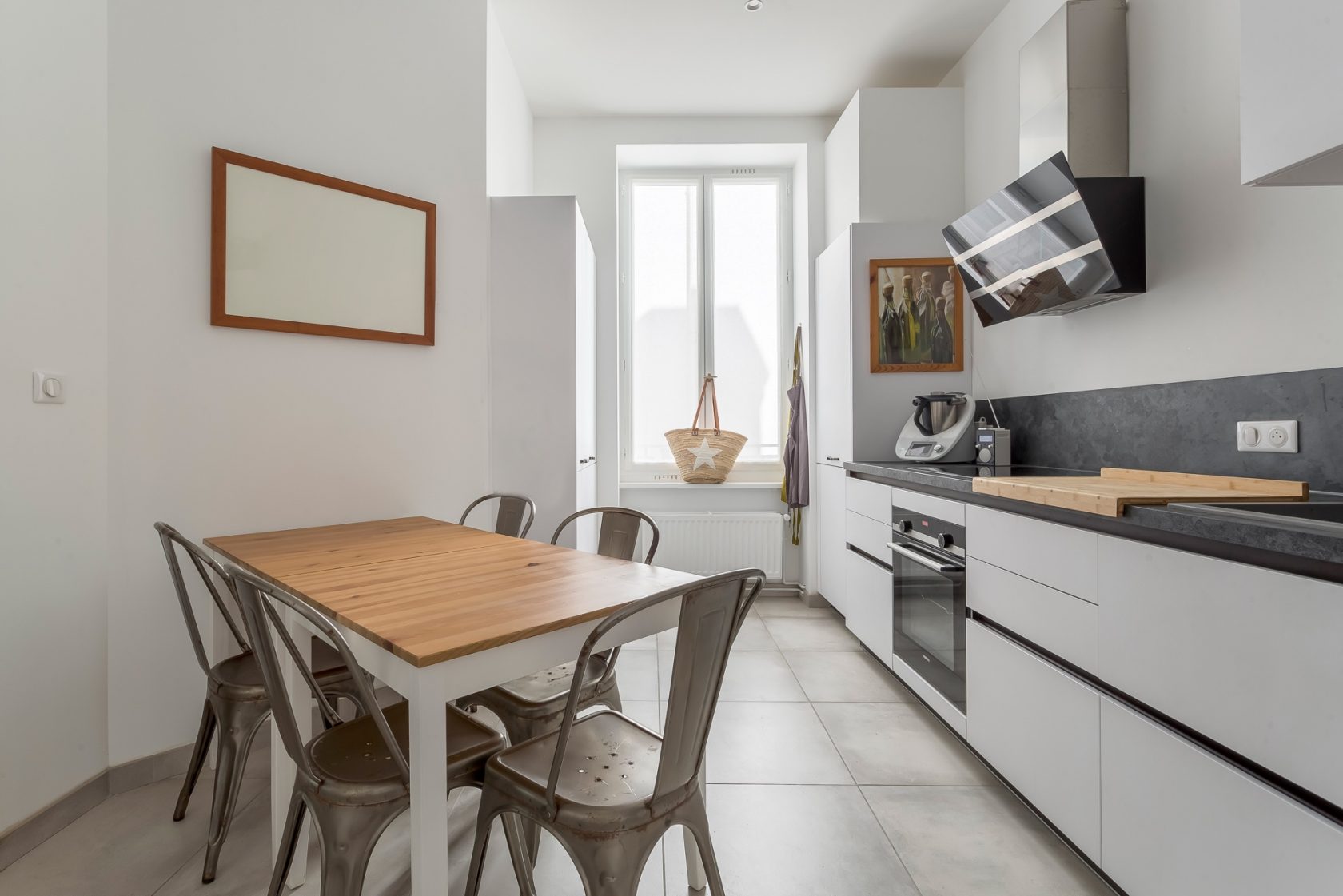 cuisine design blanche