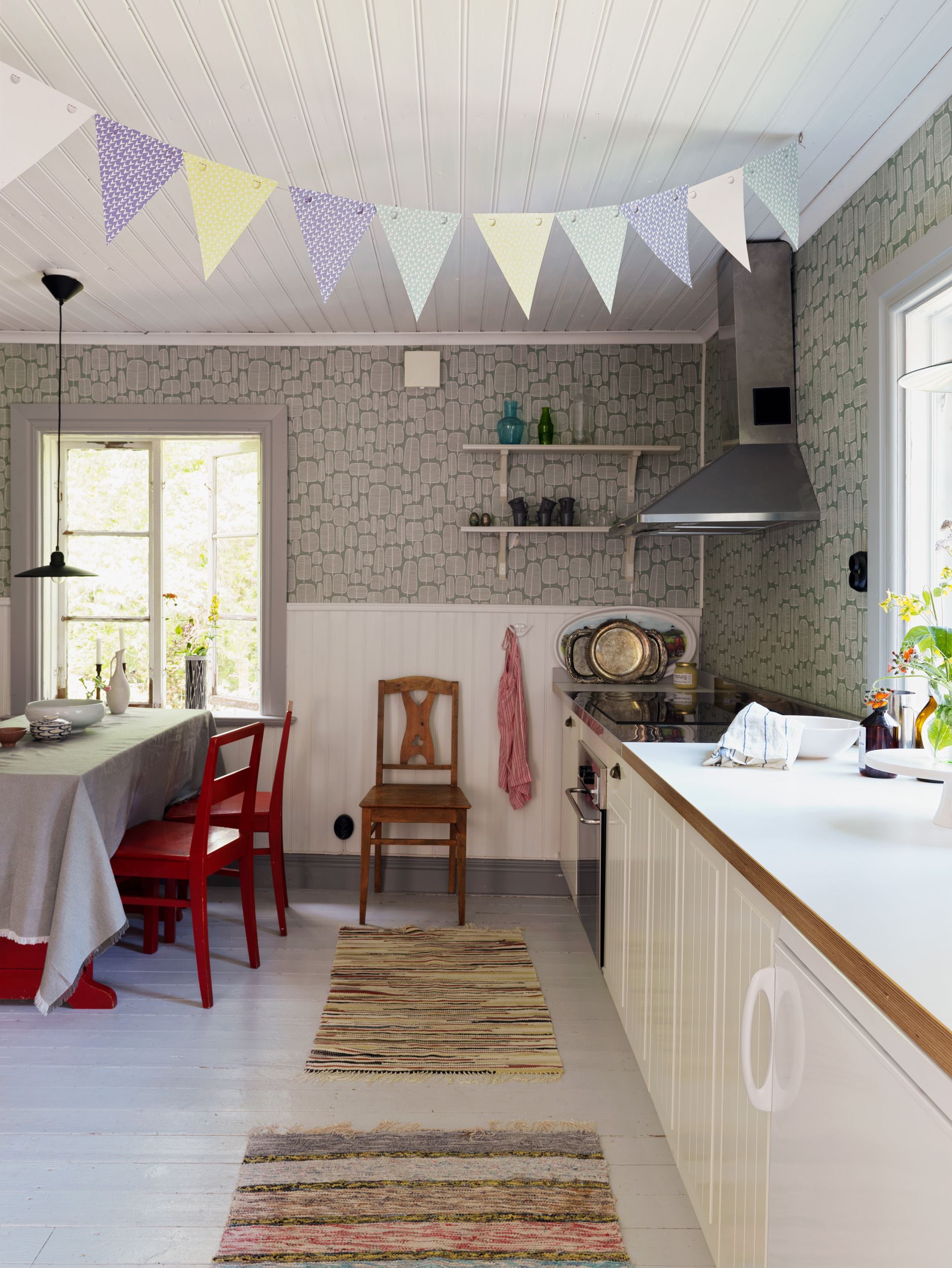 cuisine rustique blanche petite maison en bois 50m2