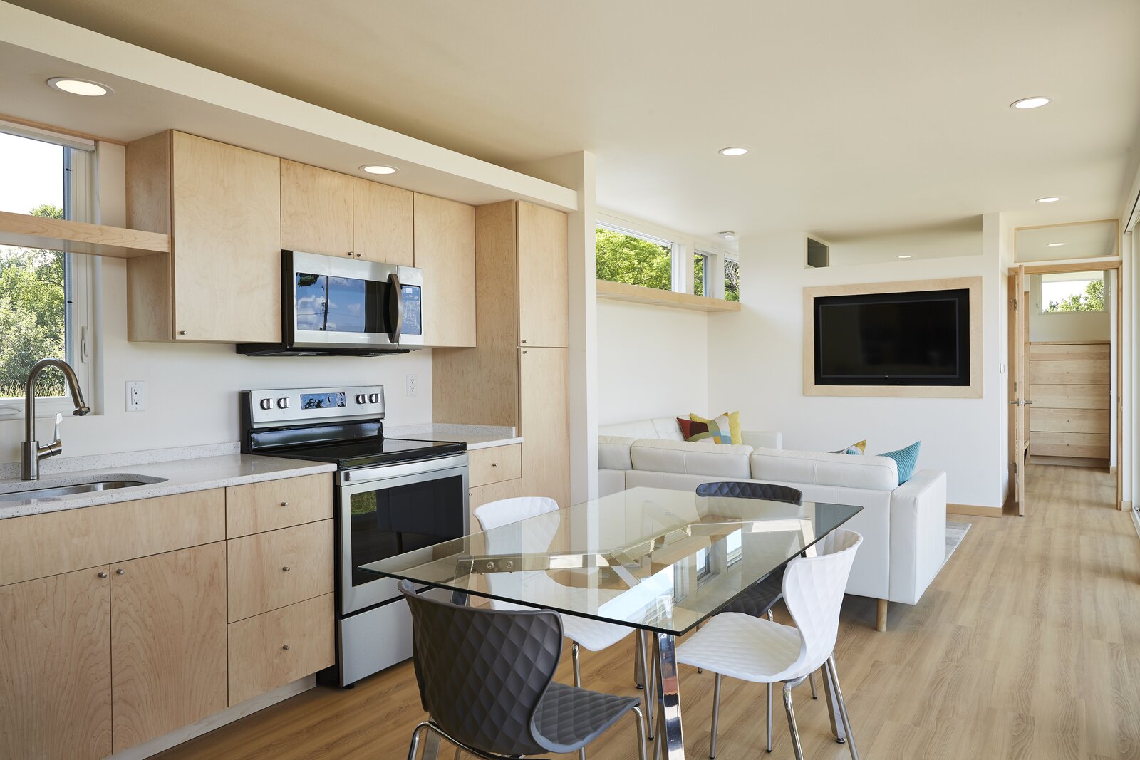 cuisine et salon mini maison préfabriquée 50m2