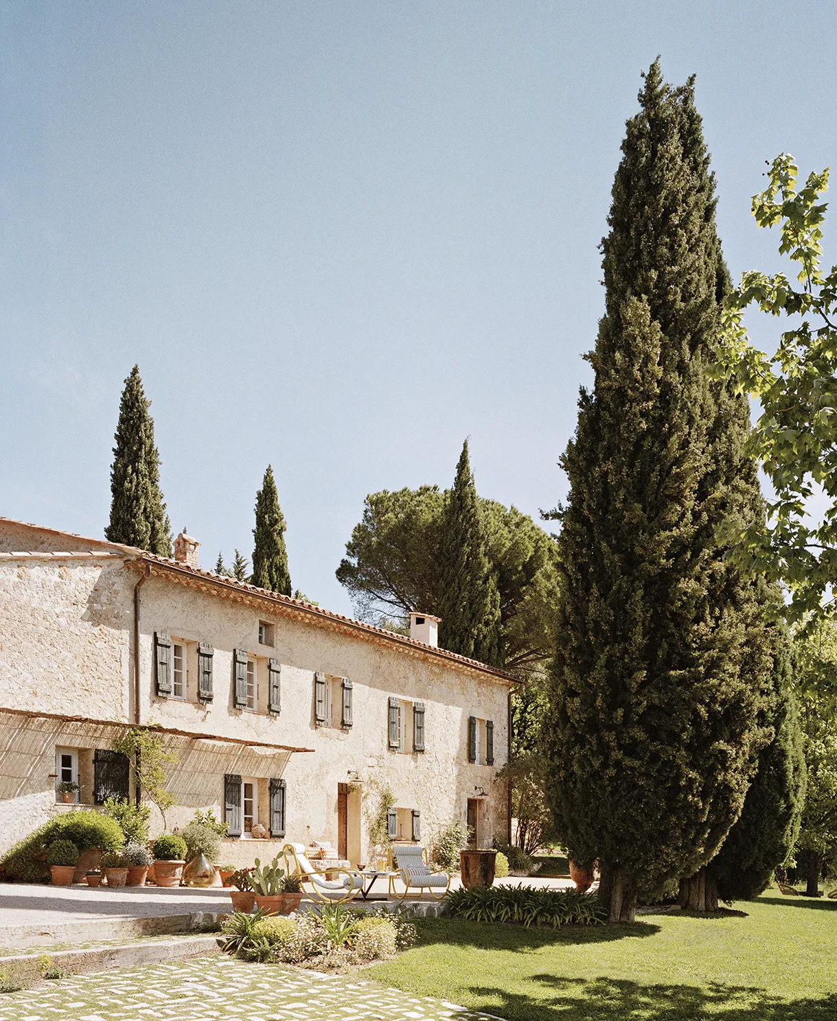 façade maison en pierres en Provence