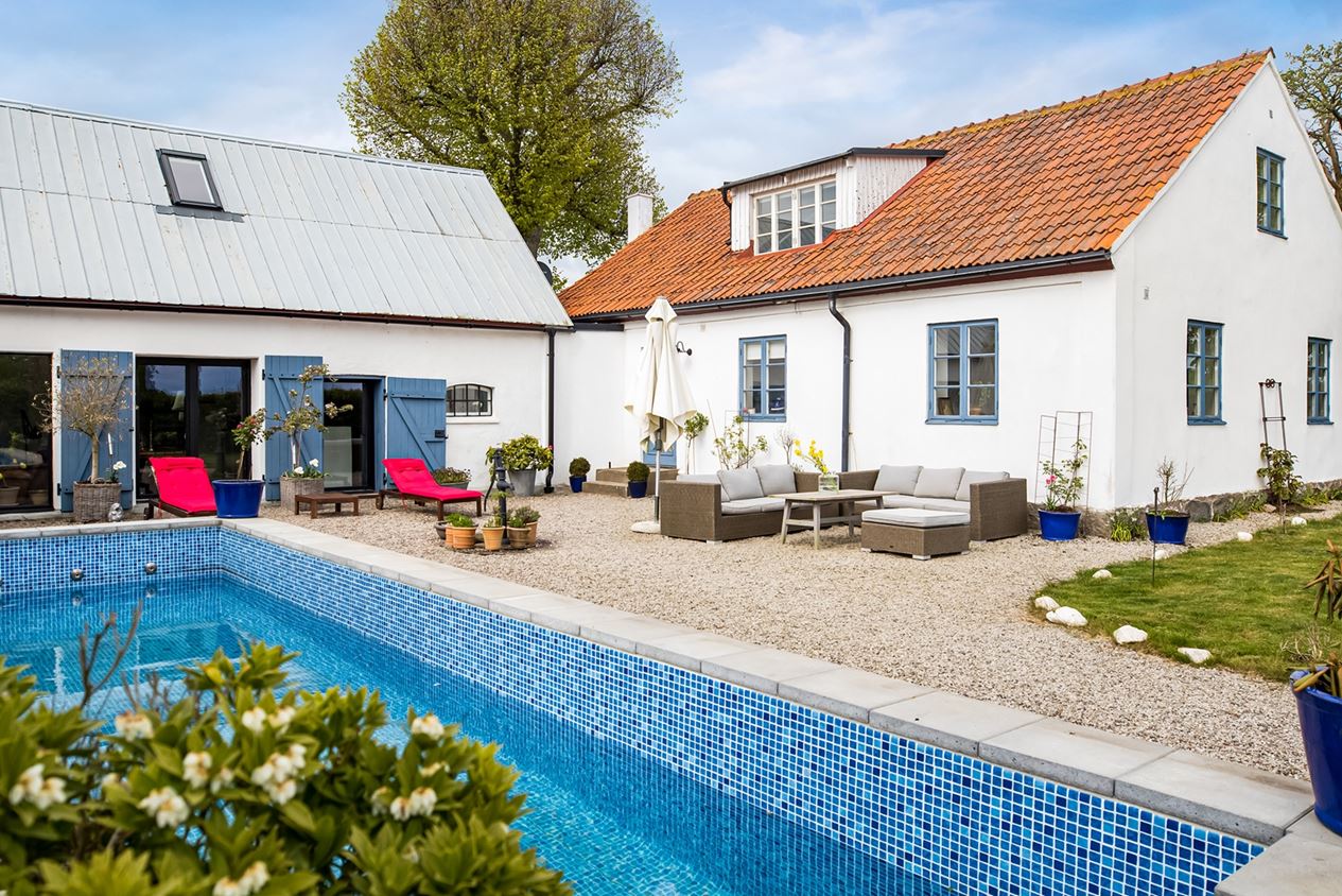 jardin avec piscine maçonnée