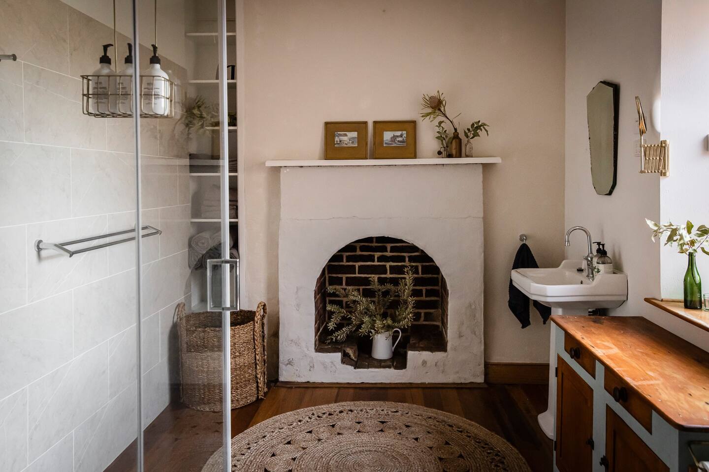 salle de bain néo rustique avec cheminée salle de bain néo rustique avec cheminée