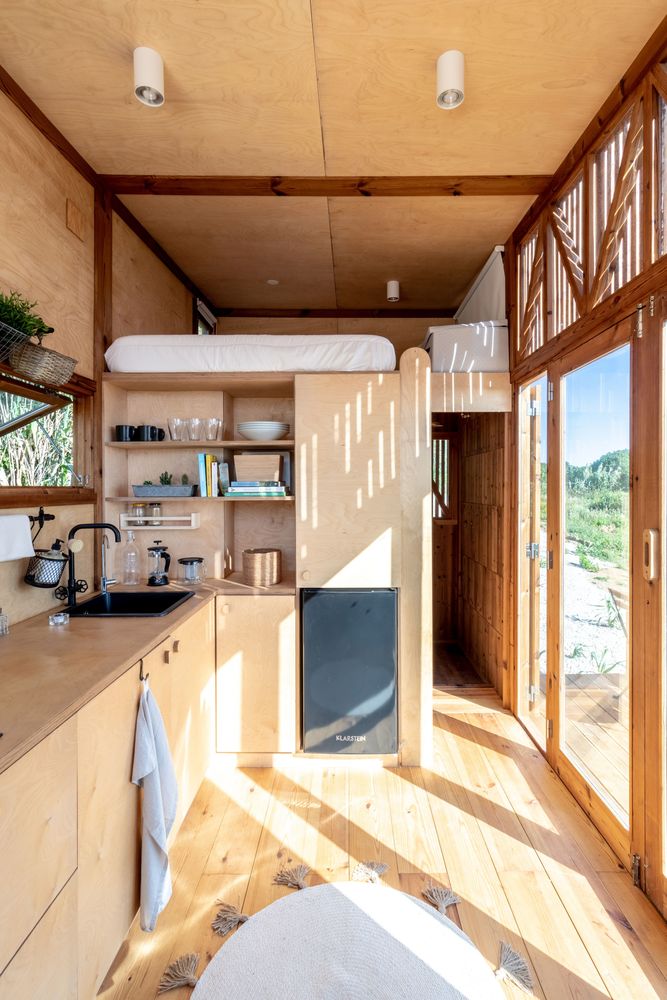 espace cuisine tiny house de 17m2 espace cuisine tiny house de 17m2