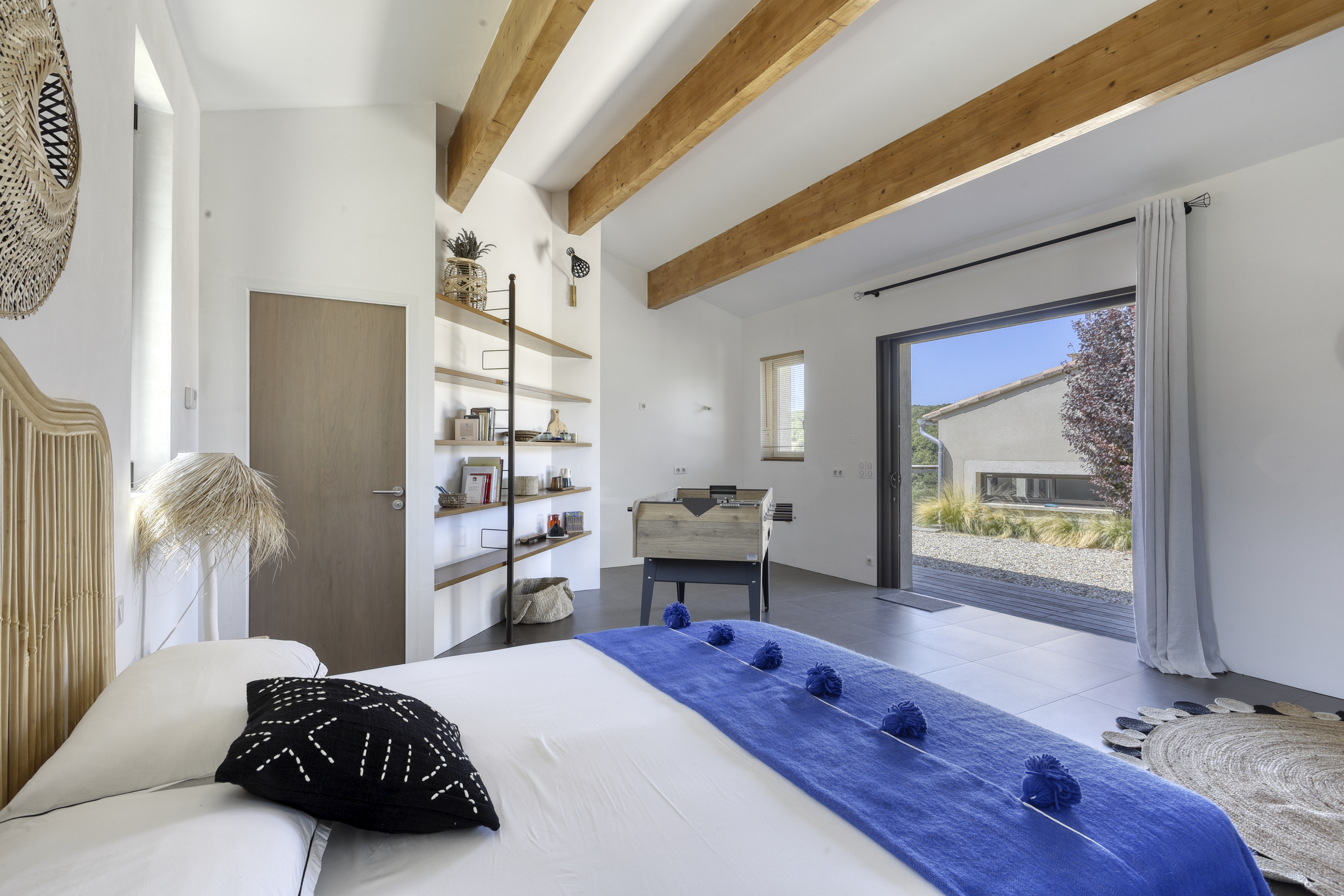chambre décoration contemporaine maison en Provence chambre décoration contemporaine maison en Provence