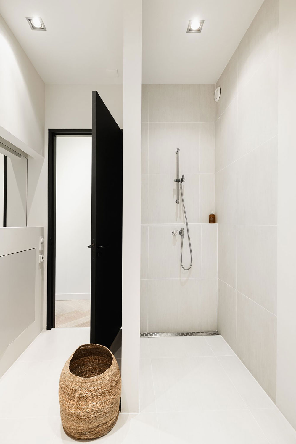 salle de bain avec douche à l salle de bain avec douche à l'italienne