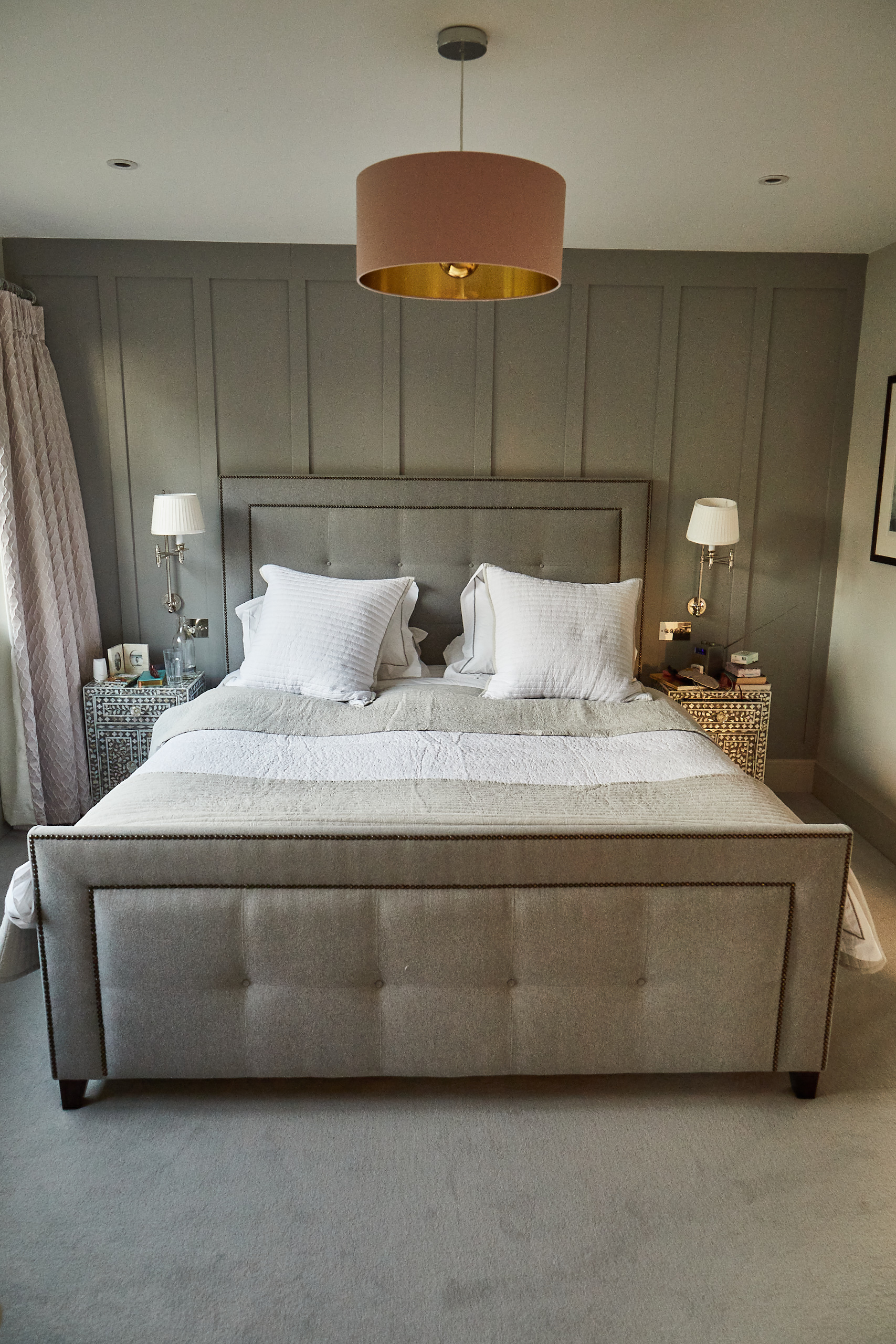 chambre murs gris