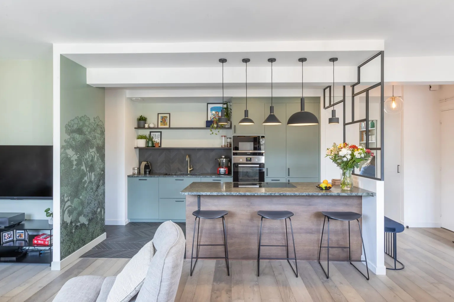 cuisine ouverte appartement rénové à Paris par Archibien cuisine ouverte appartement rénové à Paris par Archibien