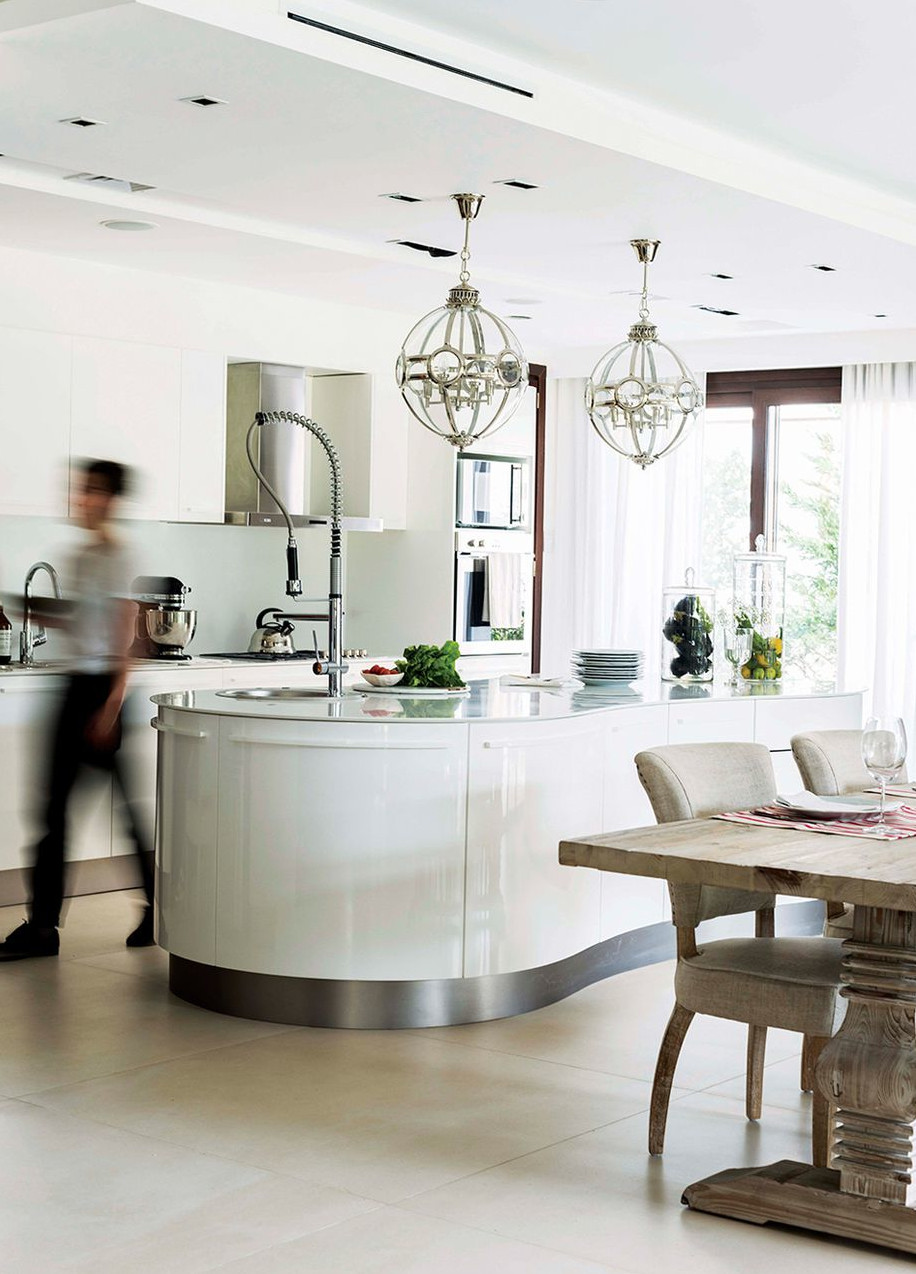 cuisine design laquée blanc maison avec piscine cuisine design laquée blanc maison avec piscine