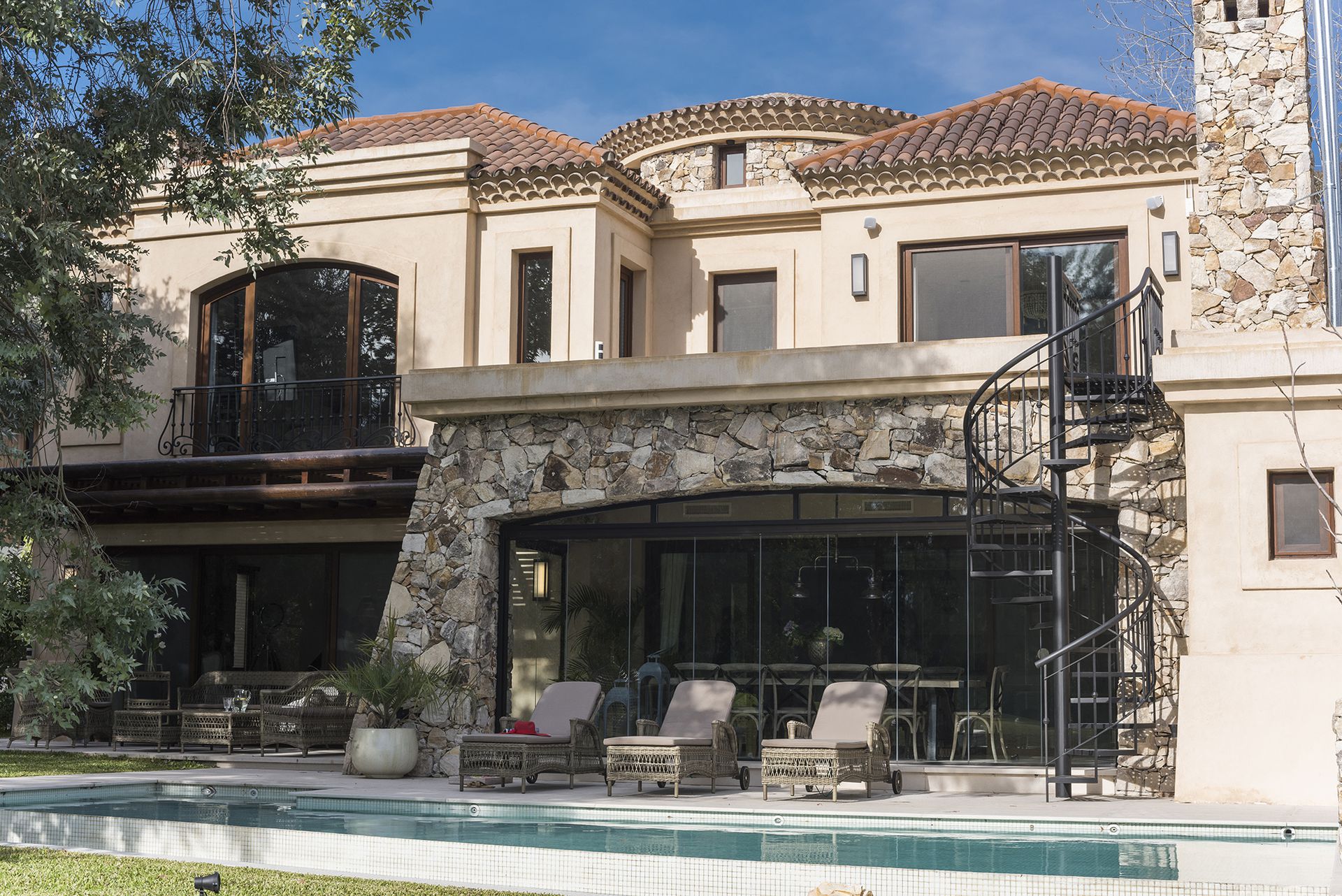 façade maison avec piscine façade maison avec piscine